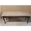 Image 2 : 4 foot long bench upholstered queen Anne legs