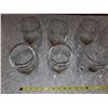 Image 2 : Set of 8 12 ounce Unibroue drink glasses