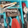 Image 3 : lot of kitchen utensils