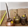 Image 3 : Assorted oil can lot