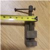Image 5 : vintage drill press vice