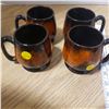Image 2 : 4 Blue Mountain red coffee mugs