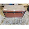 Image 1 : VINTAGE METAL TRUNK