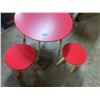 Image 3 : Childs table and 2 chairs (table 23" across)