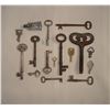 Image 1 : large lot of old skeleton keys