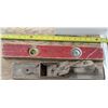 Image 1 : vintage plane and level vintage carpentry tools