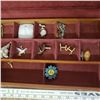 Image 2 : Jewelry box and contents