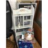Image 2 : SUITCASE MISC LOT SHELF LINENS ETC
