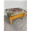 Image 3 : FOOT STOOL