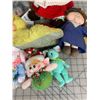 Image 2 : LOT OF PLUSH TOYS ETC