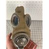 Image 2 : WORLD WAR 2 CANADIAN GAS MASK