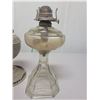 Image 4 : 2 coal oil lamps - one White Flame light Co. Grand Rapids, Michigan