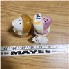Image 2 : Vintage Eskimo Kiss Salt and Pepper Shakers