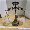 Image 3 : Vintage Cherub Scales of Justice