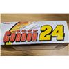 Image 4 : Jeff Gordon #24 Dupont Nascar 1:24 new
