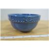 Image 12 : 4 Leaf Patterned Signature Bowls