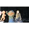 Image 2 : 4 VINTAGE DOLLS -ONE MISSING ARM