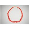 Image 1 : 18" CORAL NECKLACE - MEDIUM TO DARK RED W/ WH