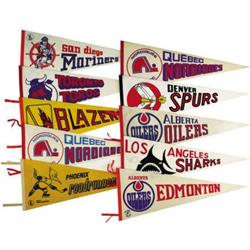 1970s World Hockey Association Pennants Lot od 2