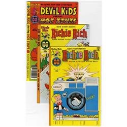 Richie Rich File Copy Group (1976) Avg. NM 9.4