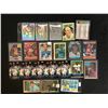 Image 1 : VINTAGE SPORTS CARD LOT