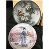 Image 6 : 9 Hand Painted Japanese Porcelain Plates