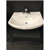 Image 1 : White Pedestal Sink and Faucet Set