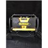 Image 1 : Dewalt Heavy Duty Stereo System