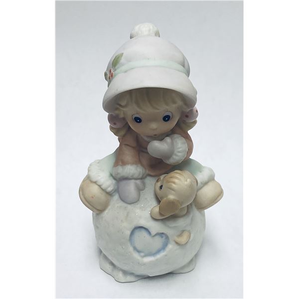 2001 Precious Moments Collection Enesco Hug Me before I Melt Figurine #883875 Avon Exclusive