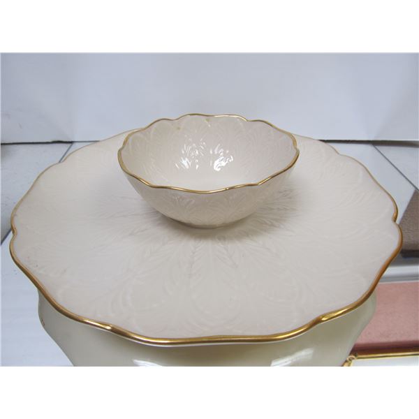 LENOX LEAVES GREAT CHIP & DIP SERVER GOLD MARK 9 3/4" W XLNT COND