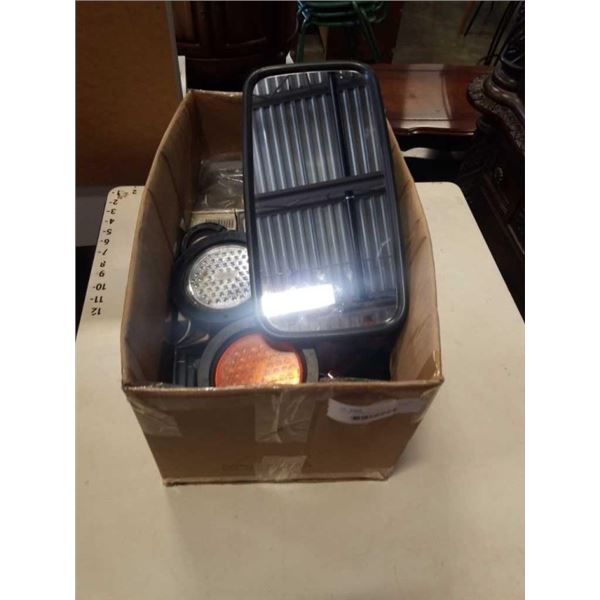 LOT OF TRUCK LIGHTS AND REFLECTORS - LED LIGHTS, TRUCK MIRROR