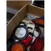 Image 2 : LOT OF TRUCK LIGHTS AND REFLECTORS - LED LIGHTS, TRUCK MIRROR
