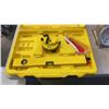 Image 2 : LASER LEVEL, 2 ECO BURNER SCALES AND GAS CYLINDERS