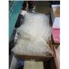 Image 2 : 3 BOXES OF BUBBLE WRAP BAGS, AND PAPER BAGS