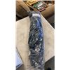Image 2 : BOX OF #15 ZIPPERS 481"