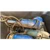 Image 2 : 3 HEAVY DUTY MAKITA ANGLE GRINDERS