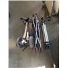 Image 1 : TRIPOD, GOLF CADDIE AND STROLLER