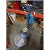 Image 1 : MASTECRAFT 1500E FLOOR BUFFER - WORKING