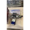 Image 2 : ENERGIZER RECHARGEABLE BATTERIES AND CHARGERS AND ELECTRONICS CABLES AND CORDS