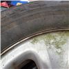 Image 3 : 4 KUMHO P225/ 70 R16 TIRES ON 5 BOLT RIMS