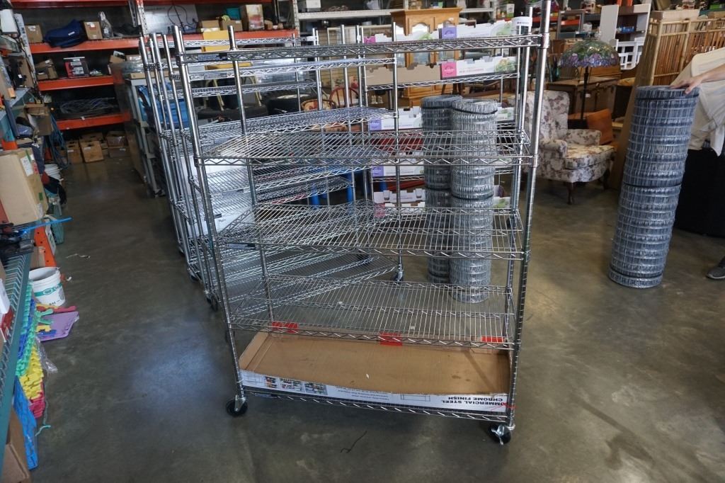 ROLLING ADJUSTABLE METRO STYLE RACK