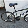 Image 4 : BLACK CCM BIKE