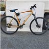 Image 1 : BEIGE HYPER BIKE