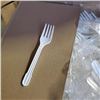 Image 2 : BOX OF 1000 NEW 5" LIGHT DUTY PLASTIC FORKS