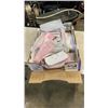 Image 1 : BOX OF NEW LADIES HANDBAGS