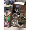 Image 8 : MAGIC BULLET, GLASS VASE OF BEADS AND TRAY OF ESTATE GOODS