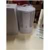 Image 2 : 2 NEW SOAP DISPENSERS, 2 NEW LIGHTNING LEVER CORKSCREWS AND HAMILTON BEACH TOASTER