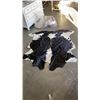 Image 2 : BAG OF VARIOUS ANIMAL HIDES