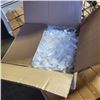 Image 1 : BOX OF 1000 NEW 5" LIGHT DUTY PLASTIC FORKS