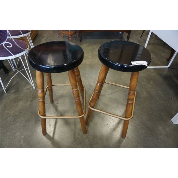 2 WOOD BAR STOOLS